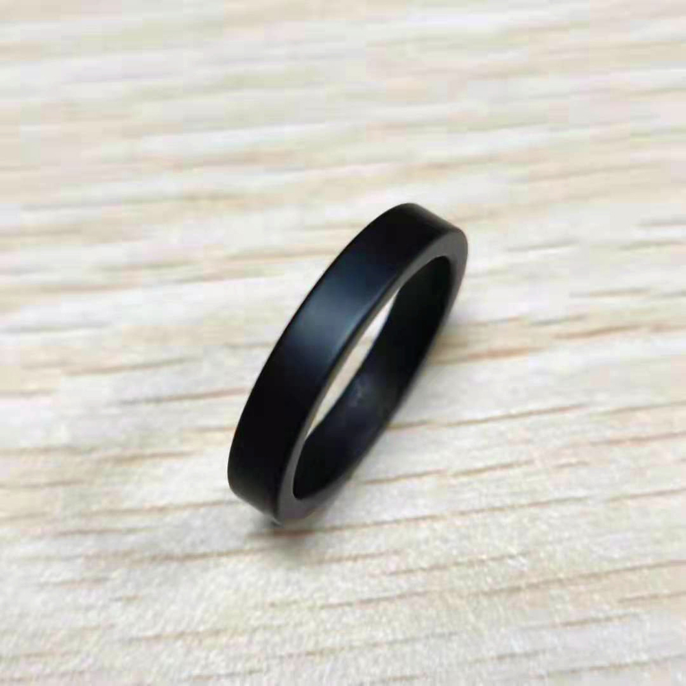 Bague en céramique noire mate  - Men'S Accessories Essentials avis et prix